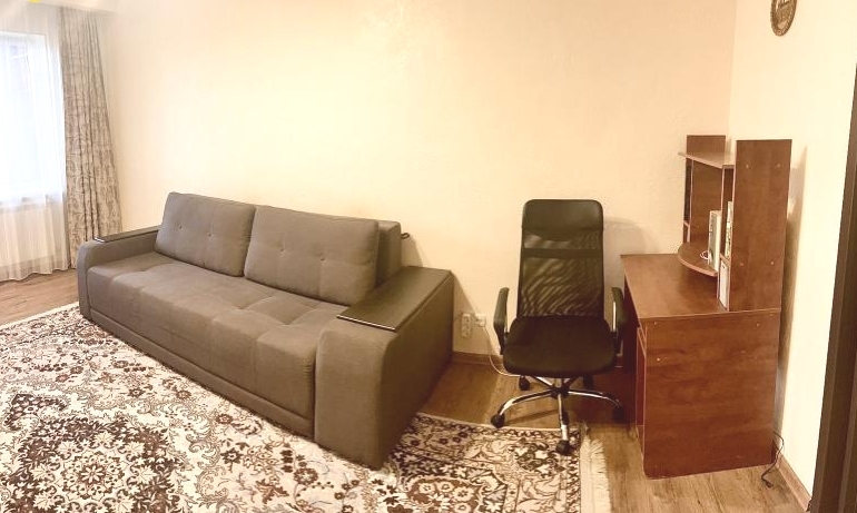 Продажа 1-комнатной квартиры 39 м², Академика Сахарова ул.
