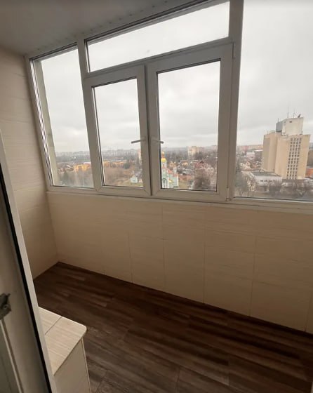 Продаж 2-кімнатної квартири 51.5 м², Харківська вул.