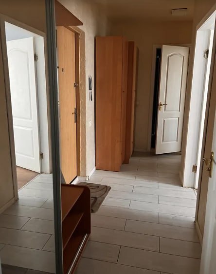 Продаж 2-кімнатної квартири 51.5 м², Харківська вул.