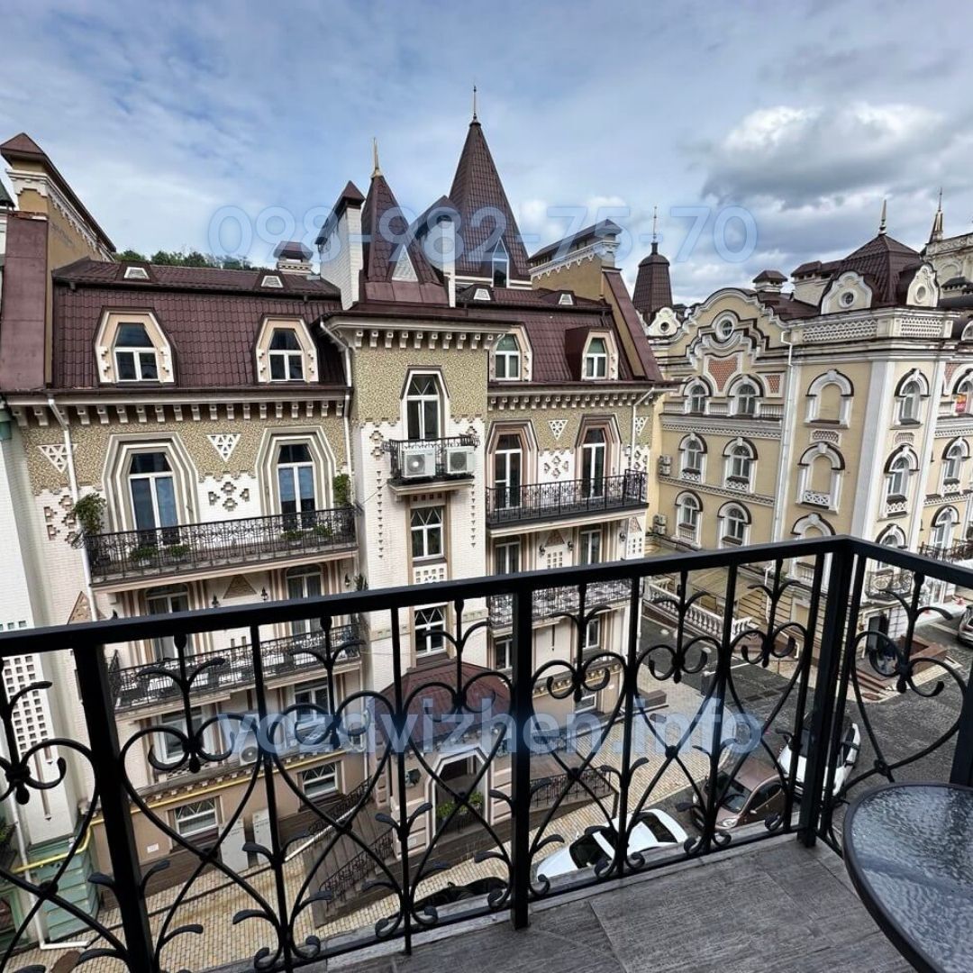 Аренда 3-комнатной квартиры 106 м², Кожемяцкая ул., 14В