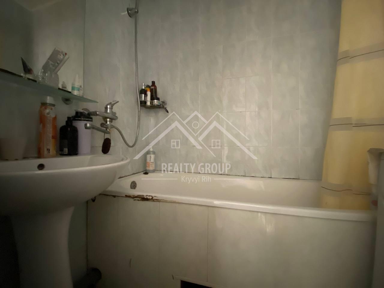Продаж 3-кімнатної квартири 65 м², Співдружності вул.