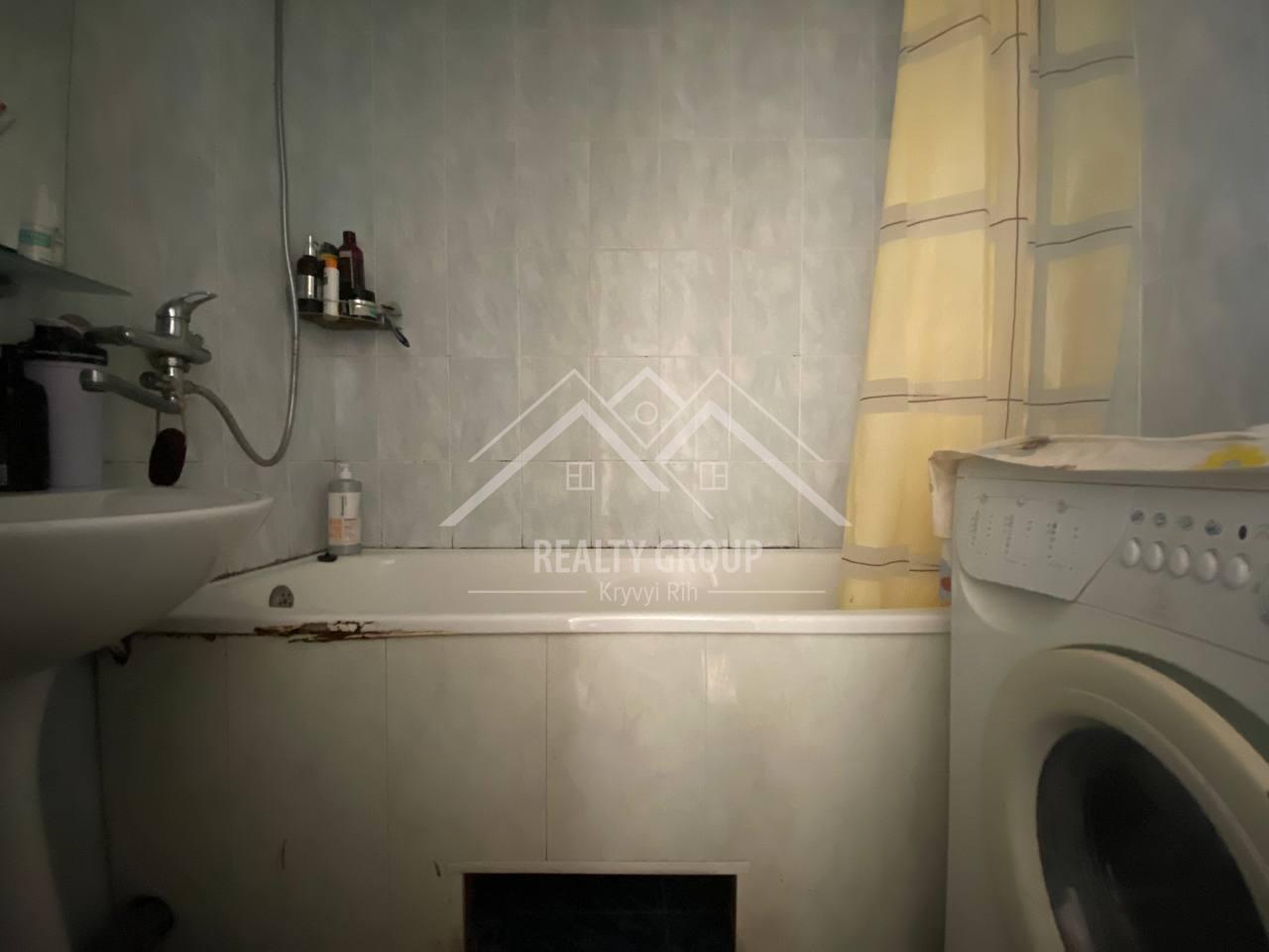 Продаж 3-кімнатної квартири 65 м², Співдружності вул.
