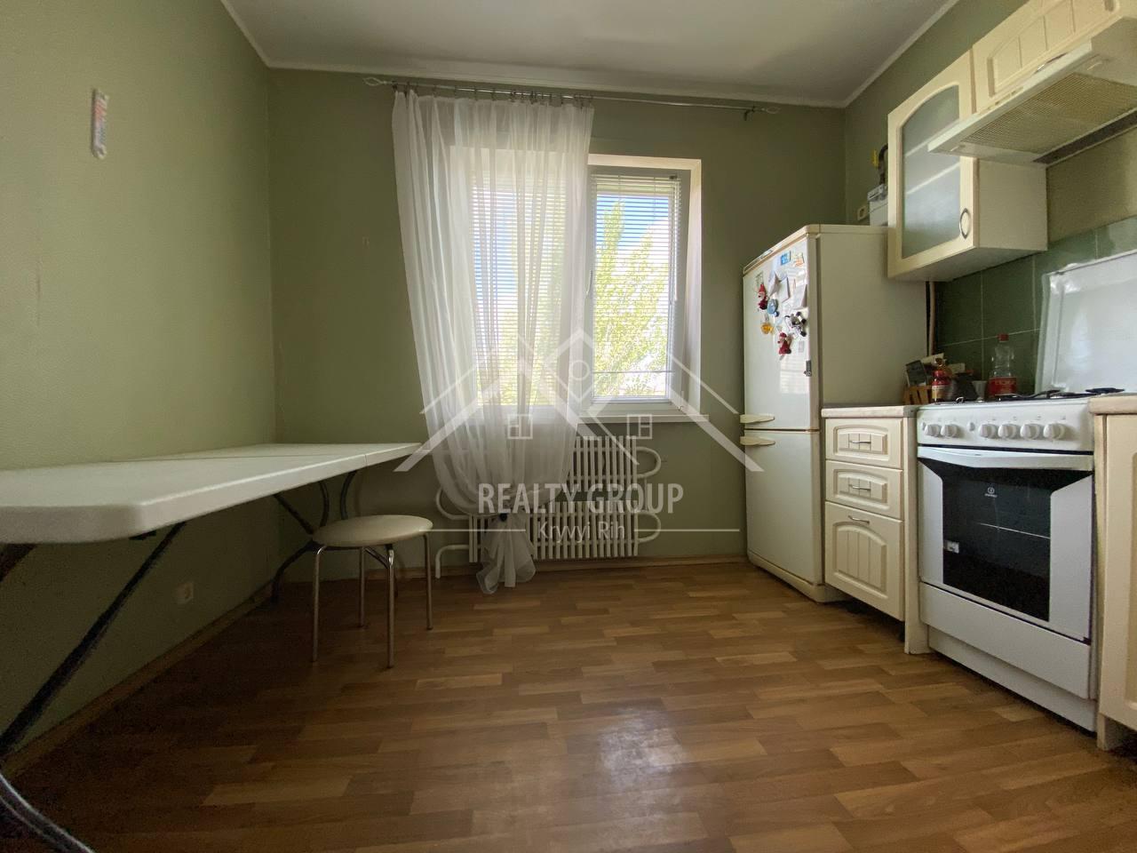 Продаж 3-кімнатної квартири 65 м², Співдружності вул.