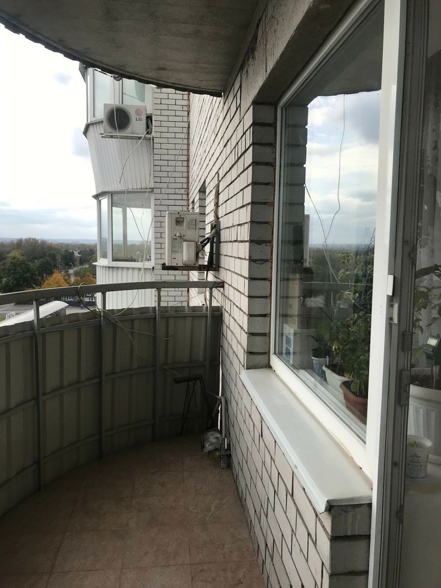 Продажа 1-комнатной квартиры 50 м², Высоцкого ул.