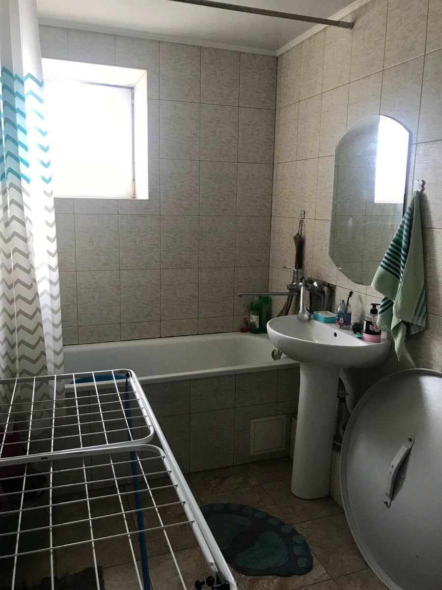 Продажа 1-комнатной квартиры 50 м², Высоцкого ул.