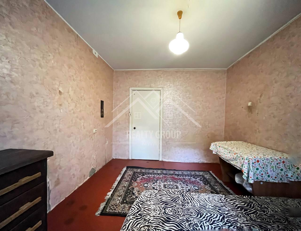 Продаж 2-кімнатної квартири 47.4 м², Сонячний вул., 51