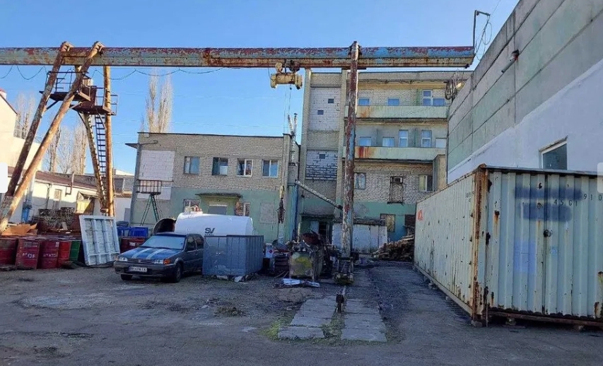 Аренда склада 900 м², Николаевская дор.