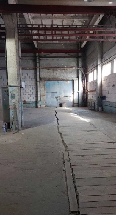 Аренда склада 900 м², Николаевская дор.