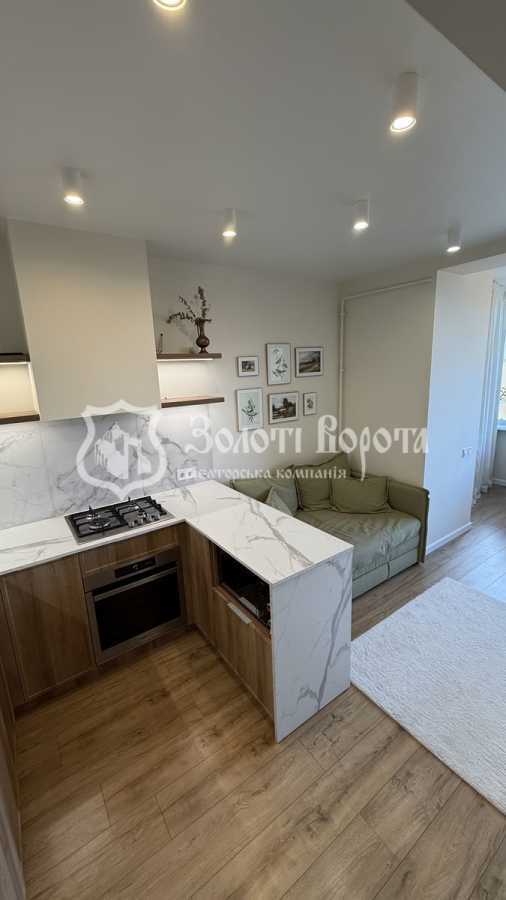 Продажа 2-комнатной квартиры 67 м², Зеленая ул., 8