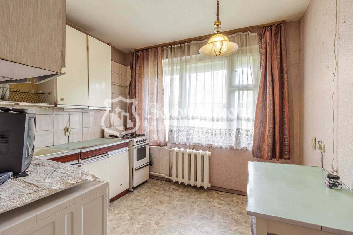 Продажа 3-комнатной квартиры 62 м², Маршала Малиновского ул., 13