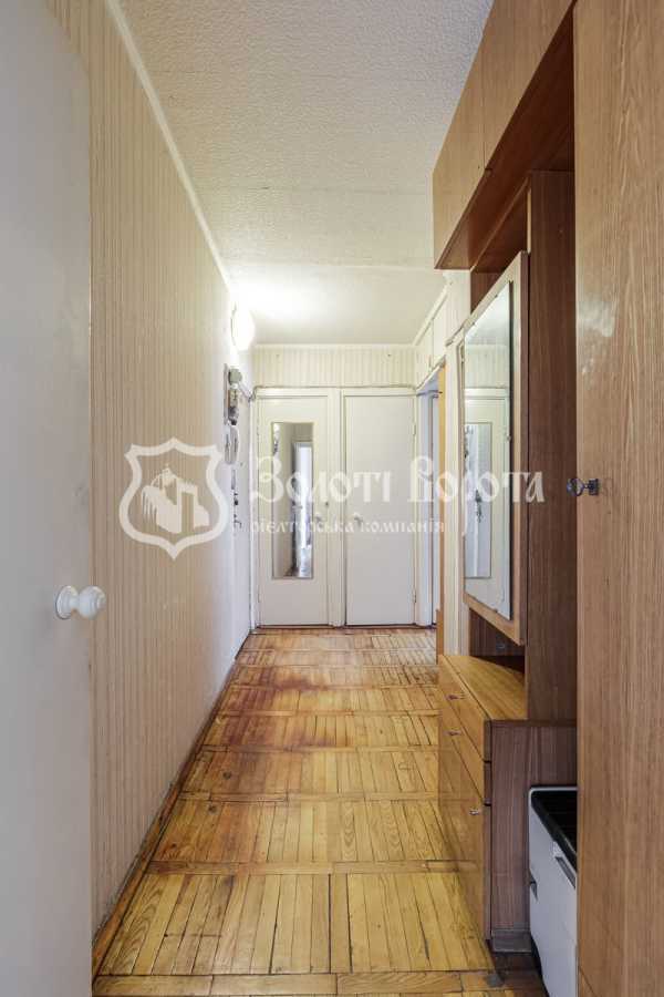 Продажа 3-комнатной квартиры 62 м², Маршала Малиновского ул., 13
