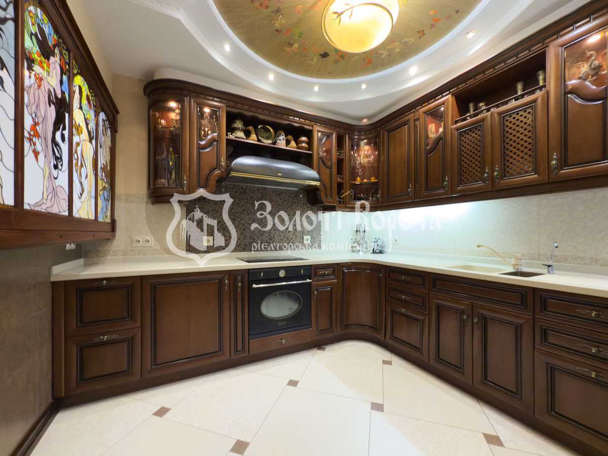 Продаж 2-кімнатної квартири 100 м², Панаса Мирного вул., 28А