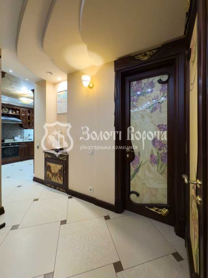 Продаж 2-кімнатної квартири 100 м², Панаса Мирного вул., 28А
