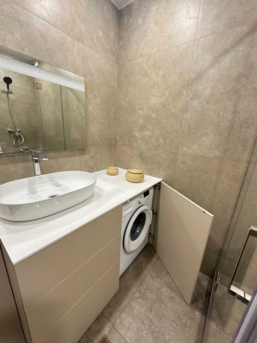 Оренда 3-кімнатної квартири 89 м², Набережно-Рибальська вул., 27