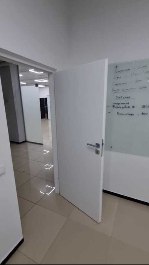 Оренда офісу 150 м², Харківське шосе, 201/203
