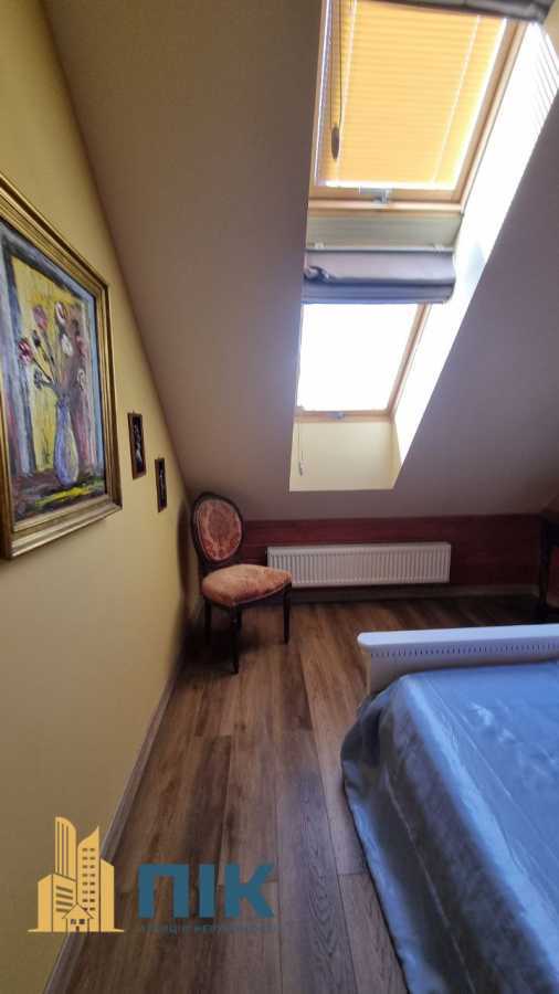 Продажа 2-комнатной квартиры 70 м², Михаила Величко ул., 22