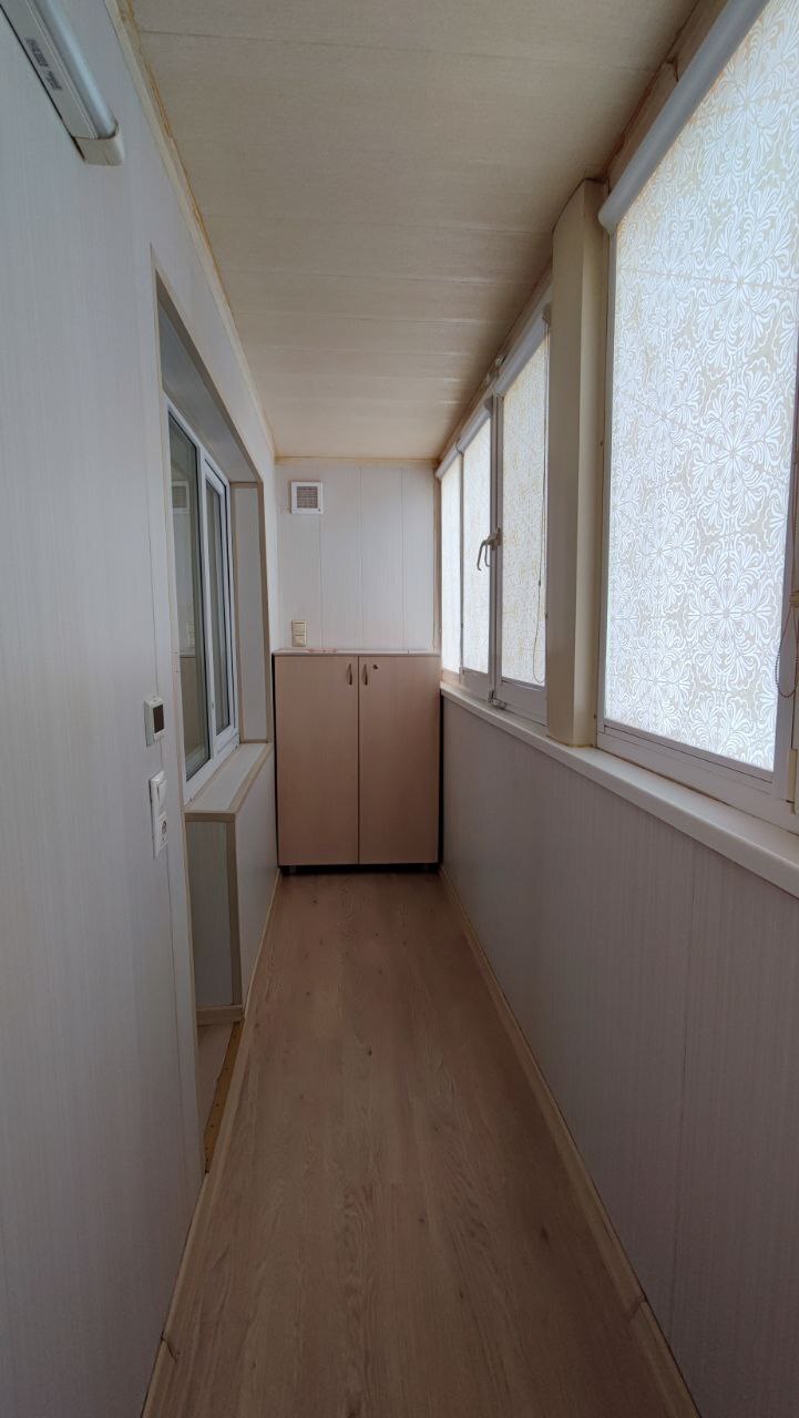 Продаж 3-кімнатної квартири 60 м², Севастопольська вул.