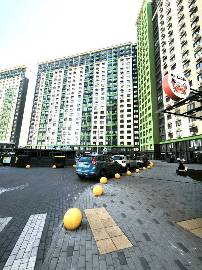 Продажа 2-комнатной квартиры 79 м², Михаила Максимовича ул., 32-Б