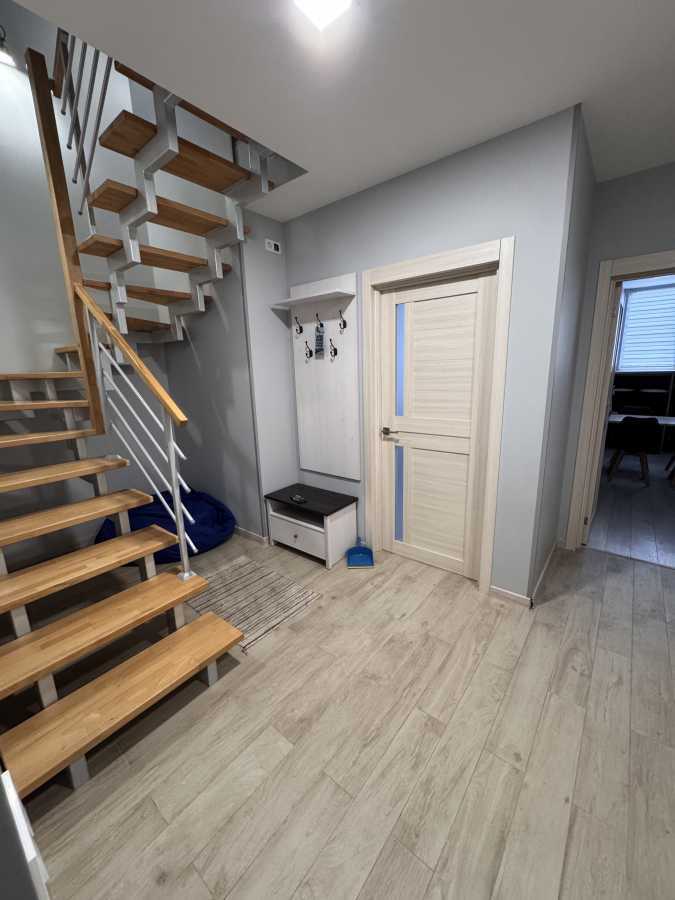 Продажа 3-комнатной квартиры 90 м², Обуховская ул., 139