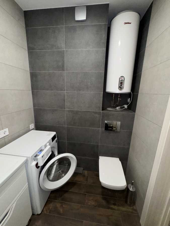 Продажа 3-комнатной квартиры 90 м², Обуховская ул., 139