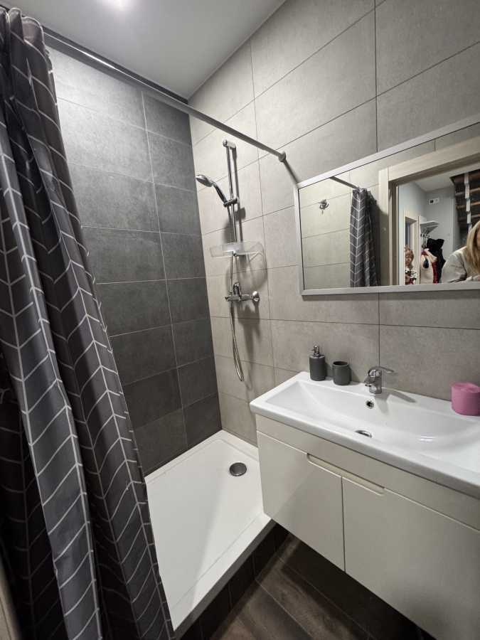 Продажа 3-комнатной квартиры 90 м², Обуховская ул., 139