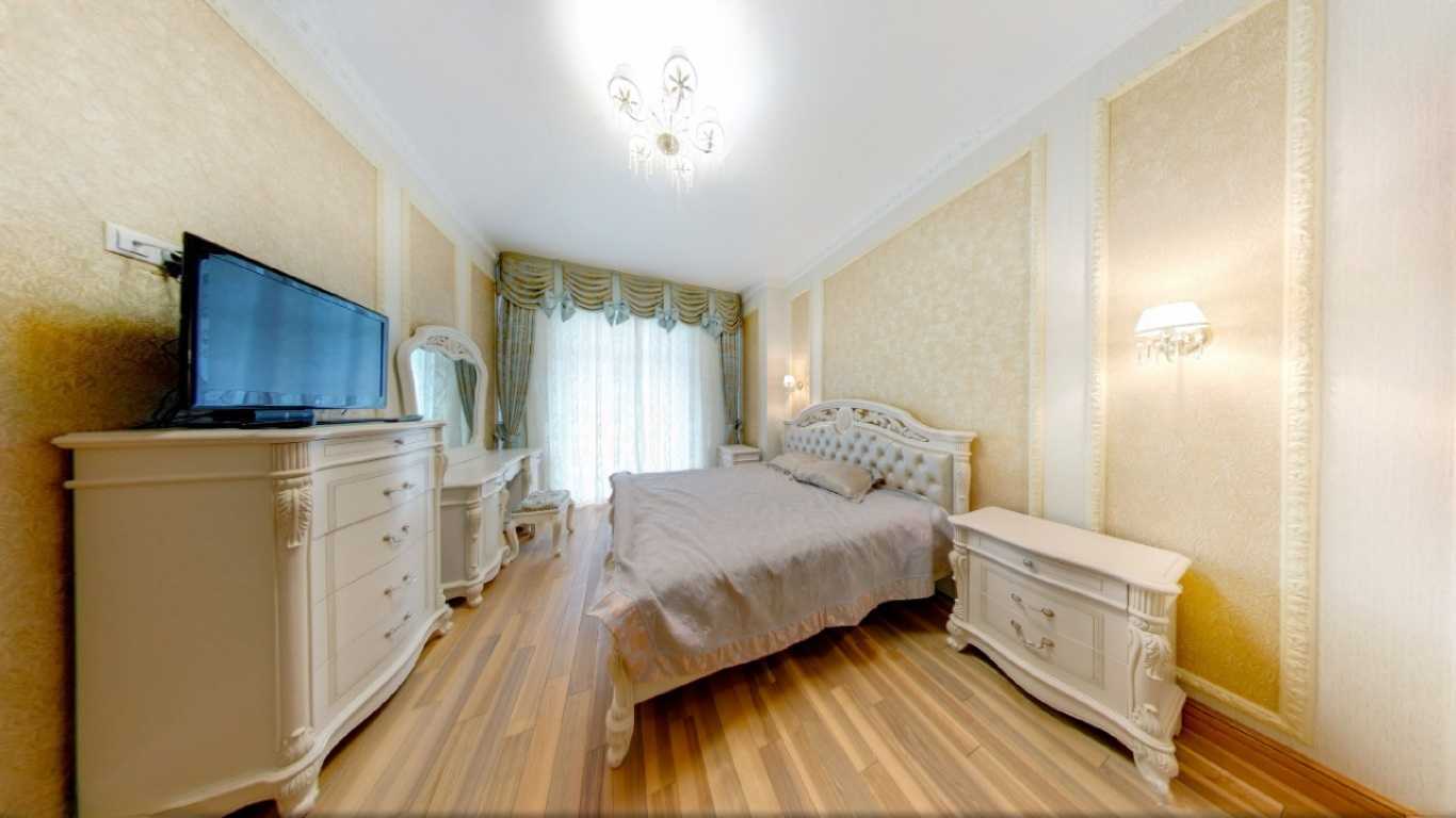 Аренда 3-комнатной квартиры 131 м², Крещатик ул., 27Б