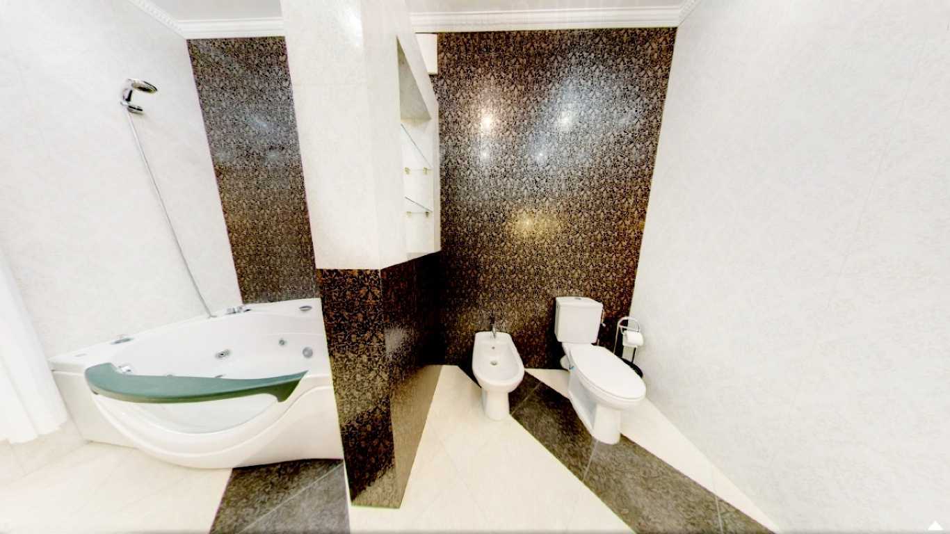 Аренда 3-комнатной квартиры 131 м², Крещатик ул., 27Б