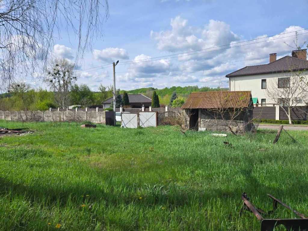 Продаж ділянки під індивідуальне житлове будівництво 22.8 соток