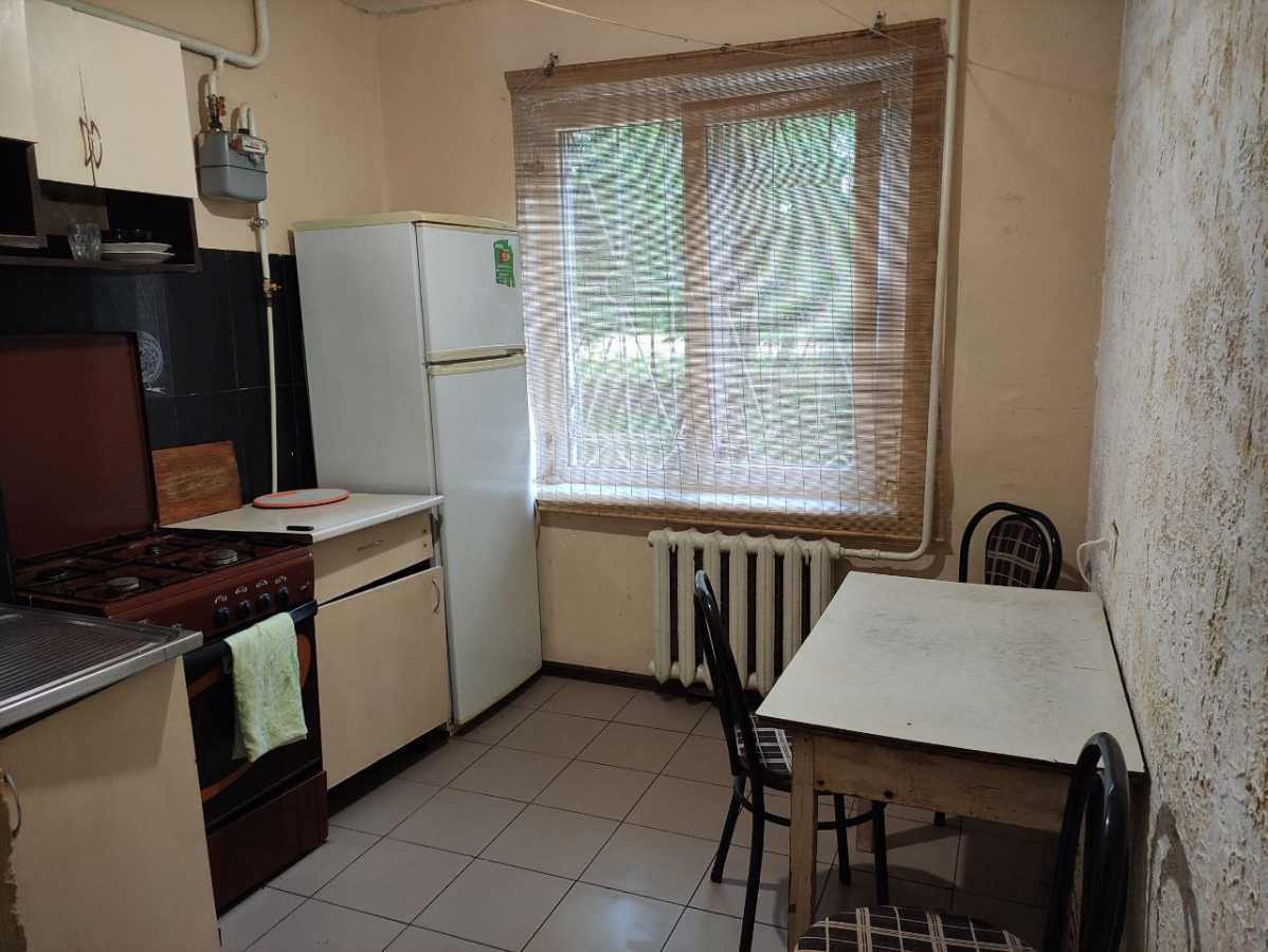 Продажа 2-комнатной квартиры 45 м², Крымский пер.