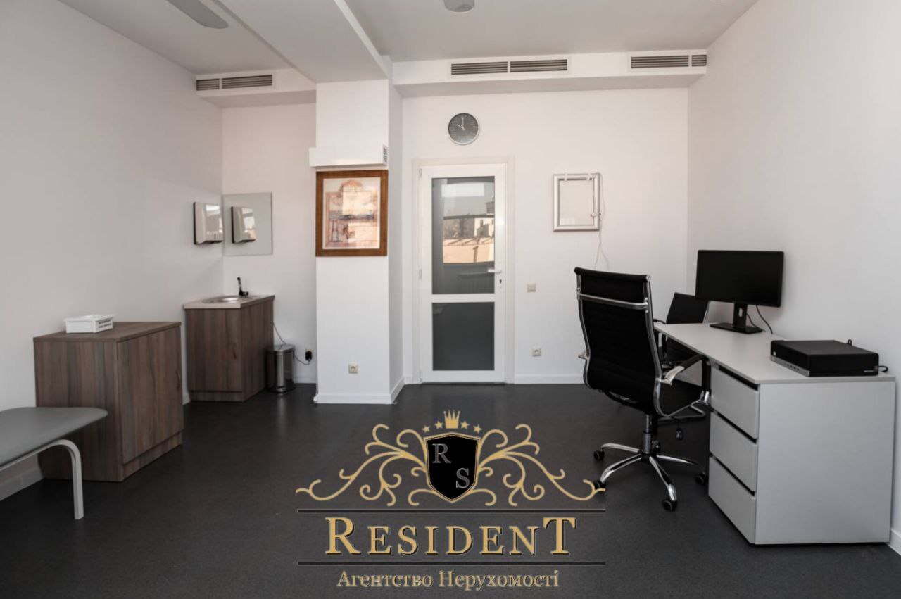 Продаж комерції 540 м², Ломаний (центр) пров., 2