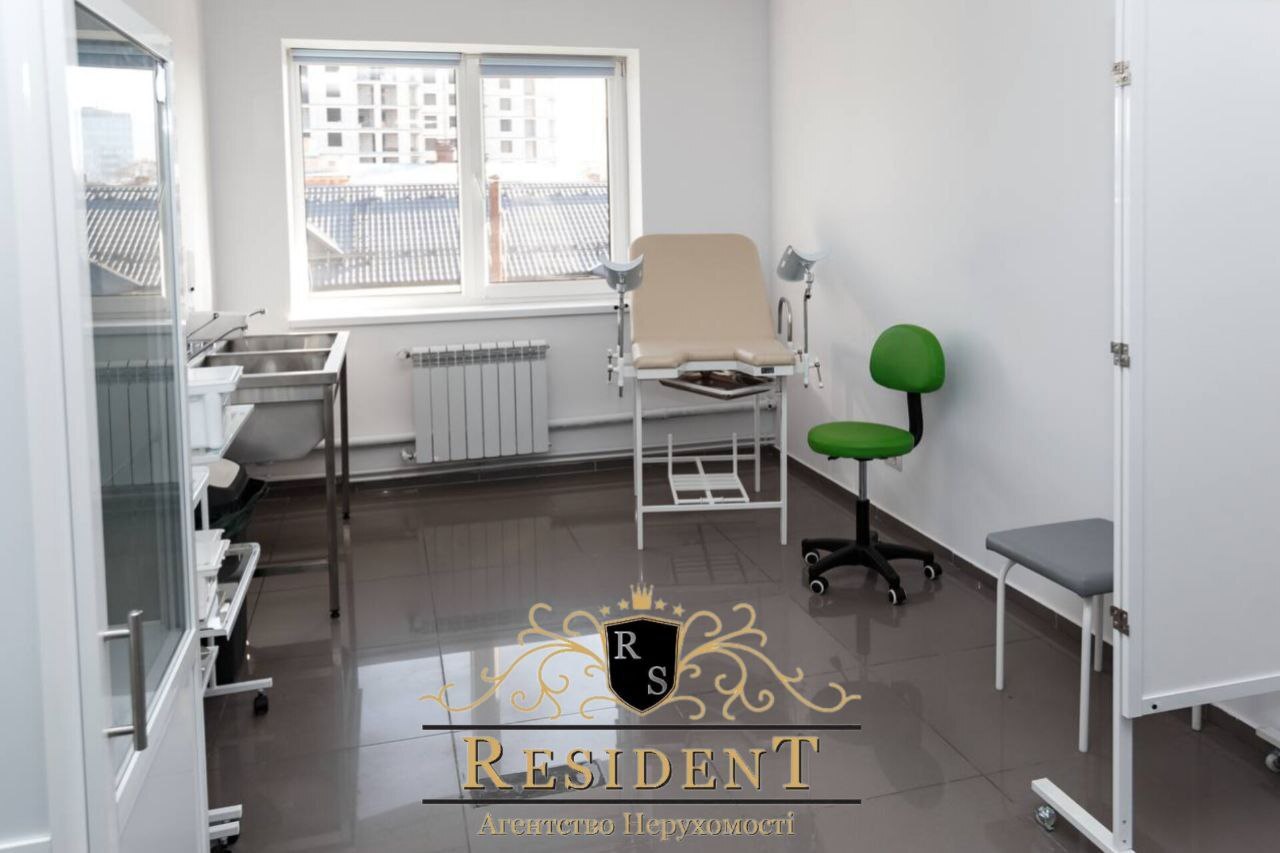 Продаж комерції 540 м², Ломаний (центр) пров., 2