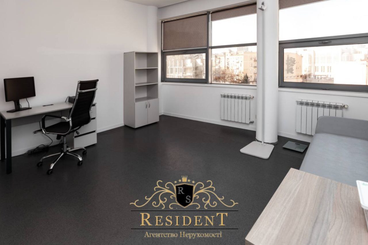 Продаж комерції 540 м², Ломаний (центр) пров., 2