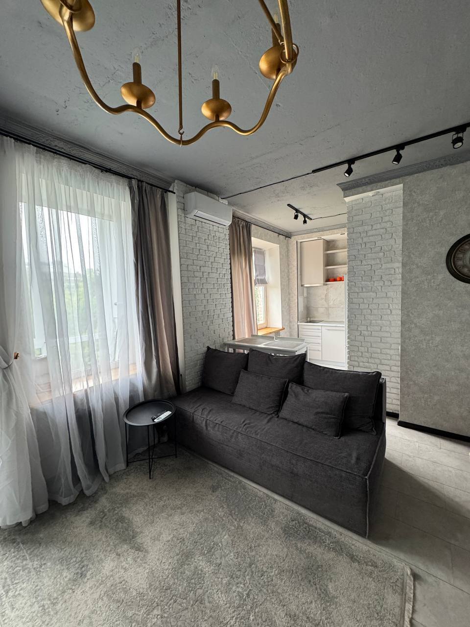Аренда студии 40 м², Дружбы Народов бул., 21
