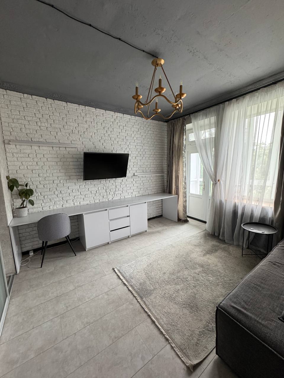 Аренда студии 40 м², Дружбы Народов бул., 21