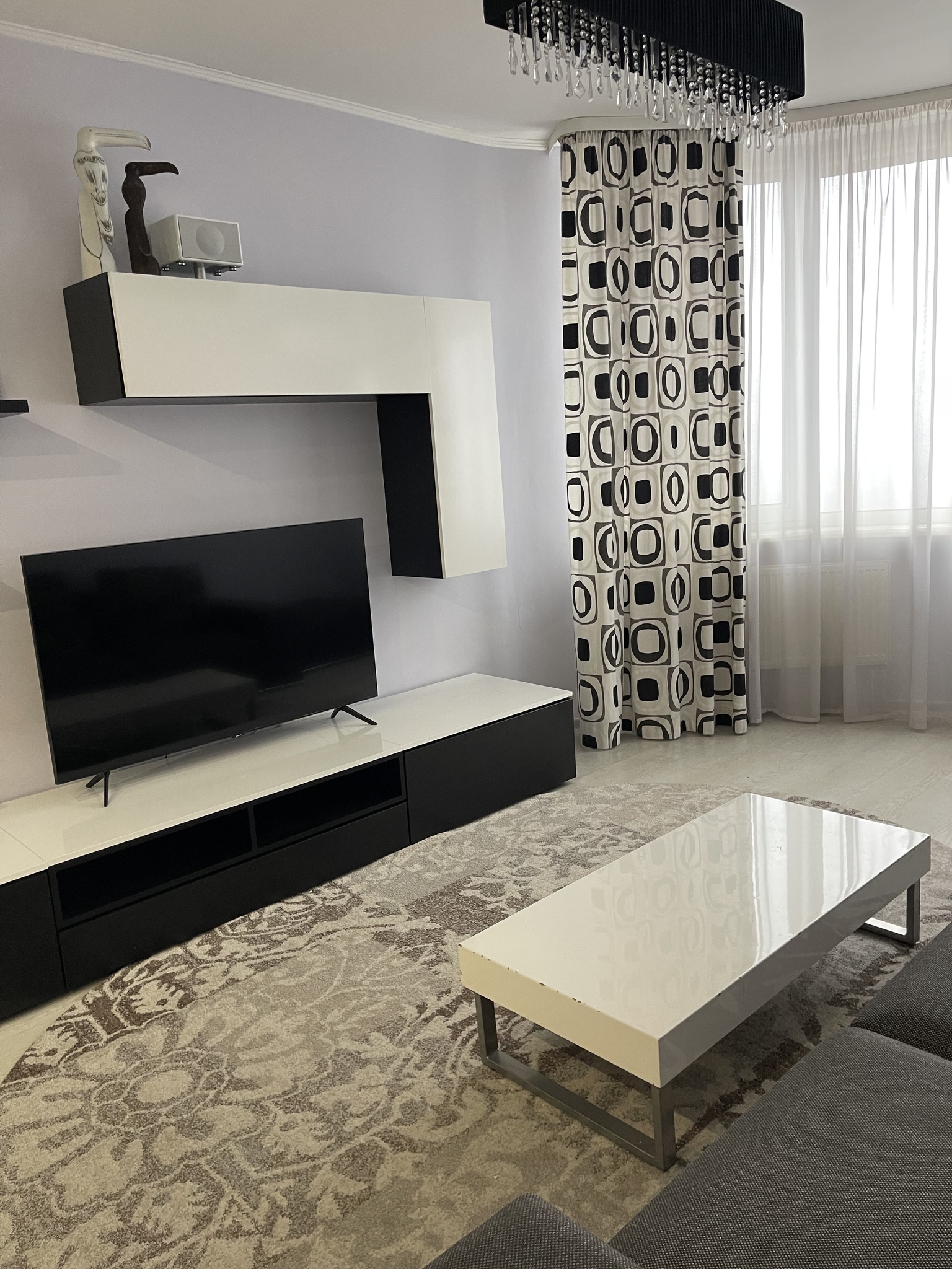 Продам 2-к квартиру від власника 71кв.м