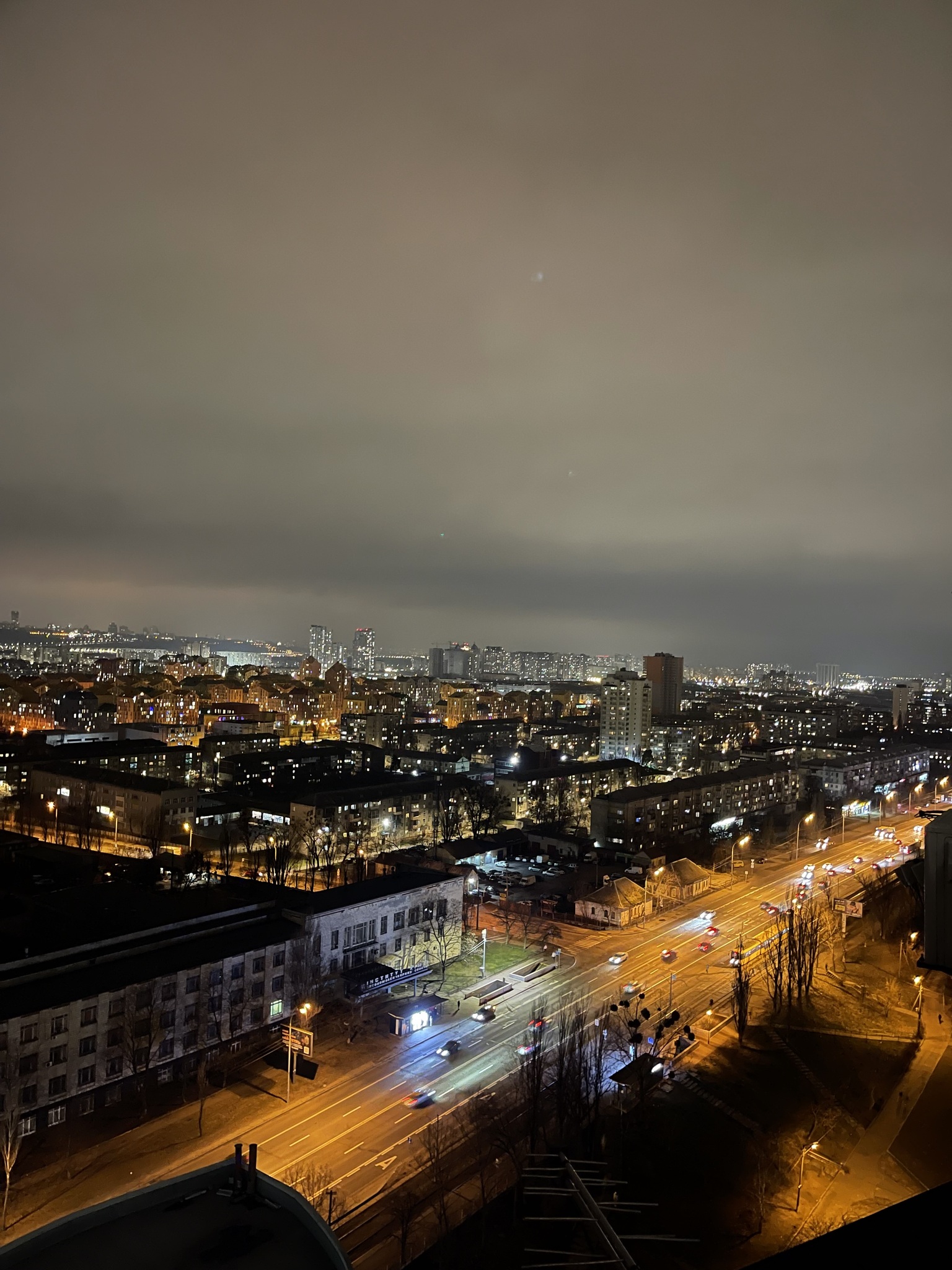 Продам 2-к квартиру від власника 71кв.м