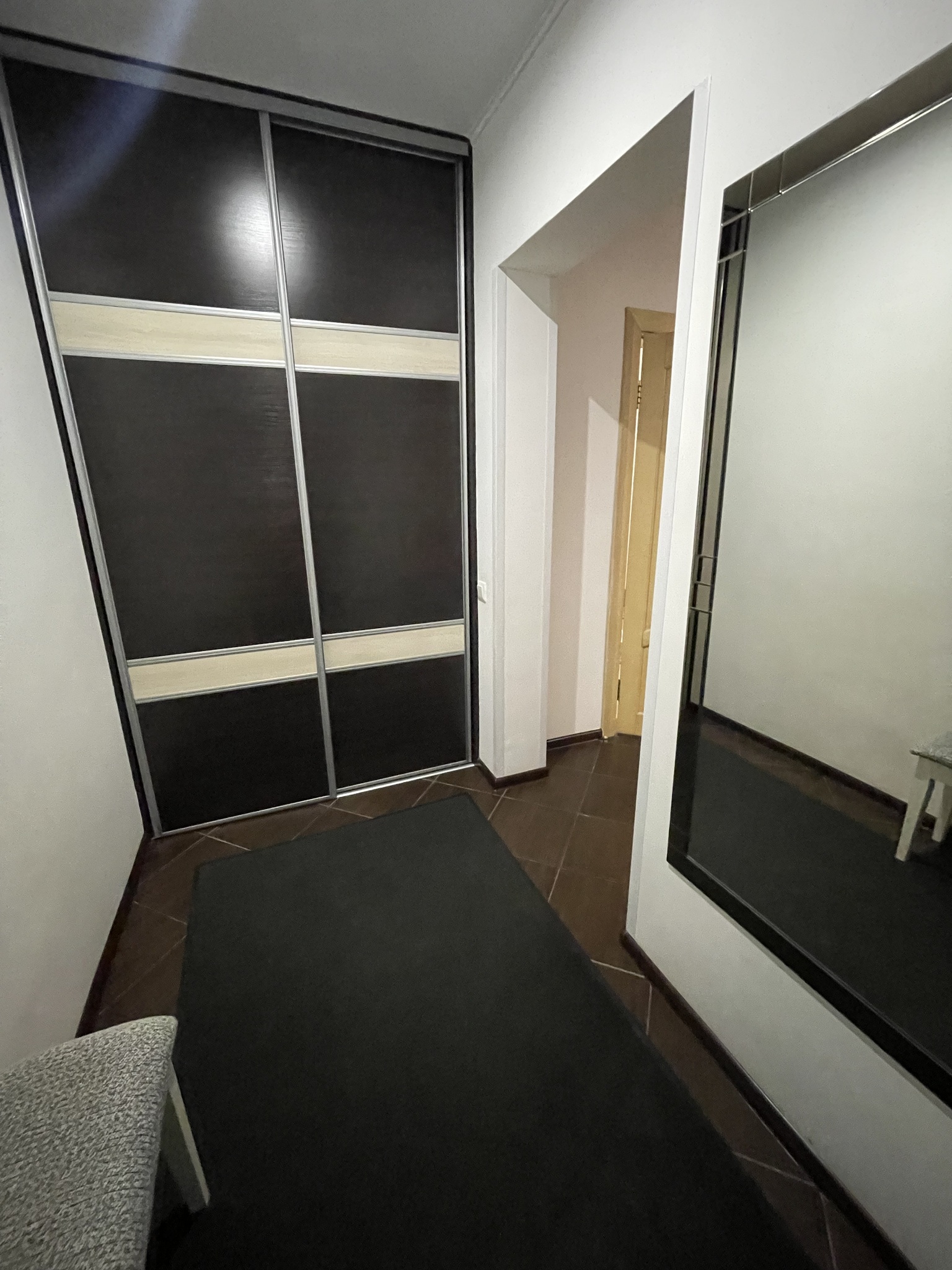 Продам 2-к квартиру від власника 71кв.м