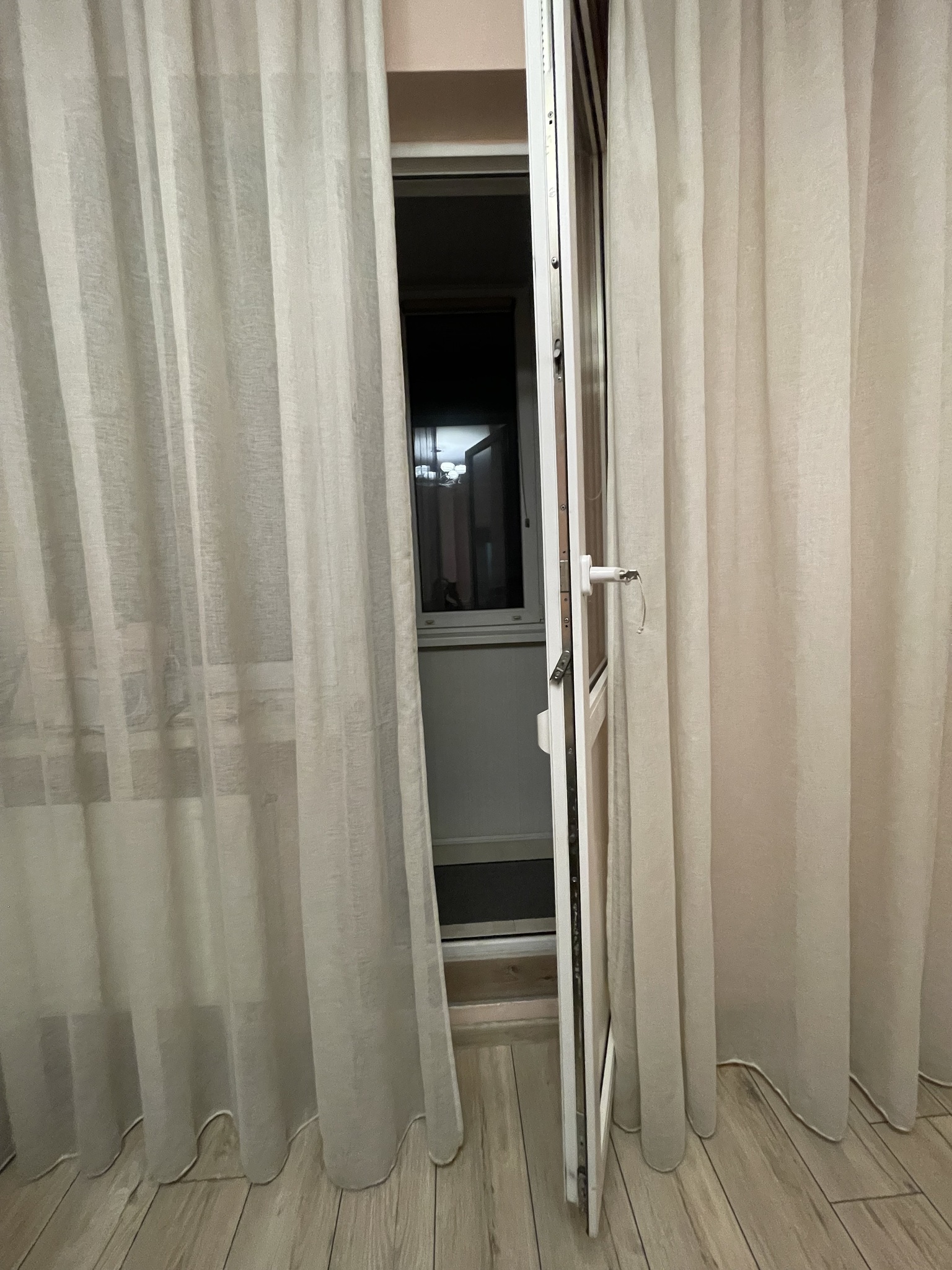 Продам 2-к квартиру від власника 71кв.м