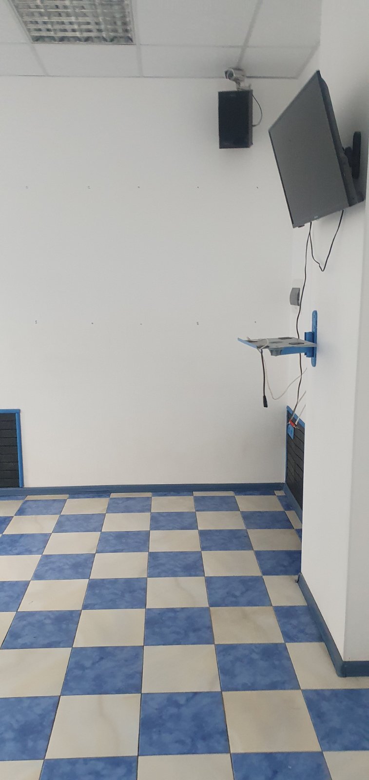 Оренда офісу 40 м², Массив Радужный вул.