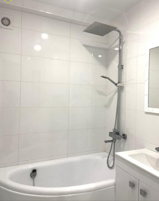 Продажа 2-комнатной квартиры 49 м², Академика Королева ул.