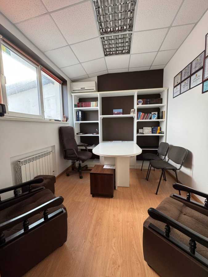 Продажа офиса 32 м², Нижний Вал ул., 15