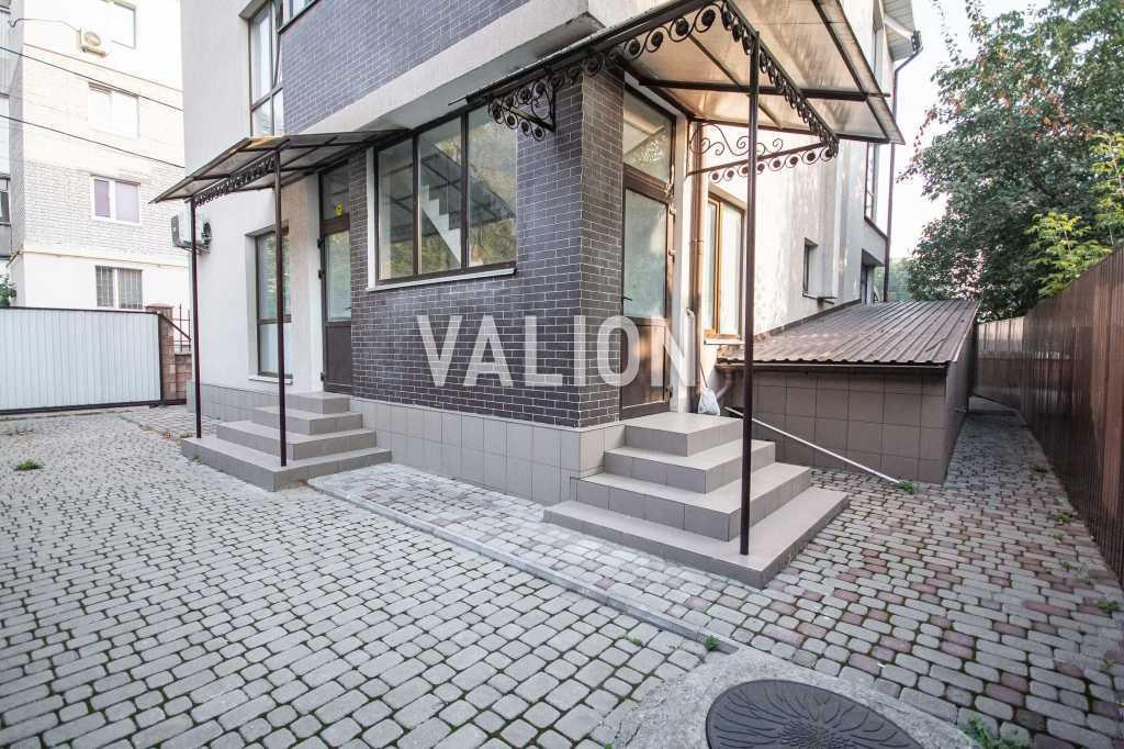 Продажа офиса 316.6 м², Чорних Запорожців (Короленка), 25