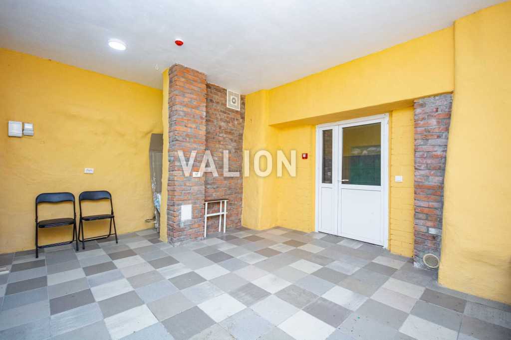 Продажа офиса 316.6 м², Чорних Запорожців (Короленка), 25
