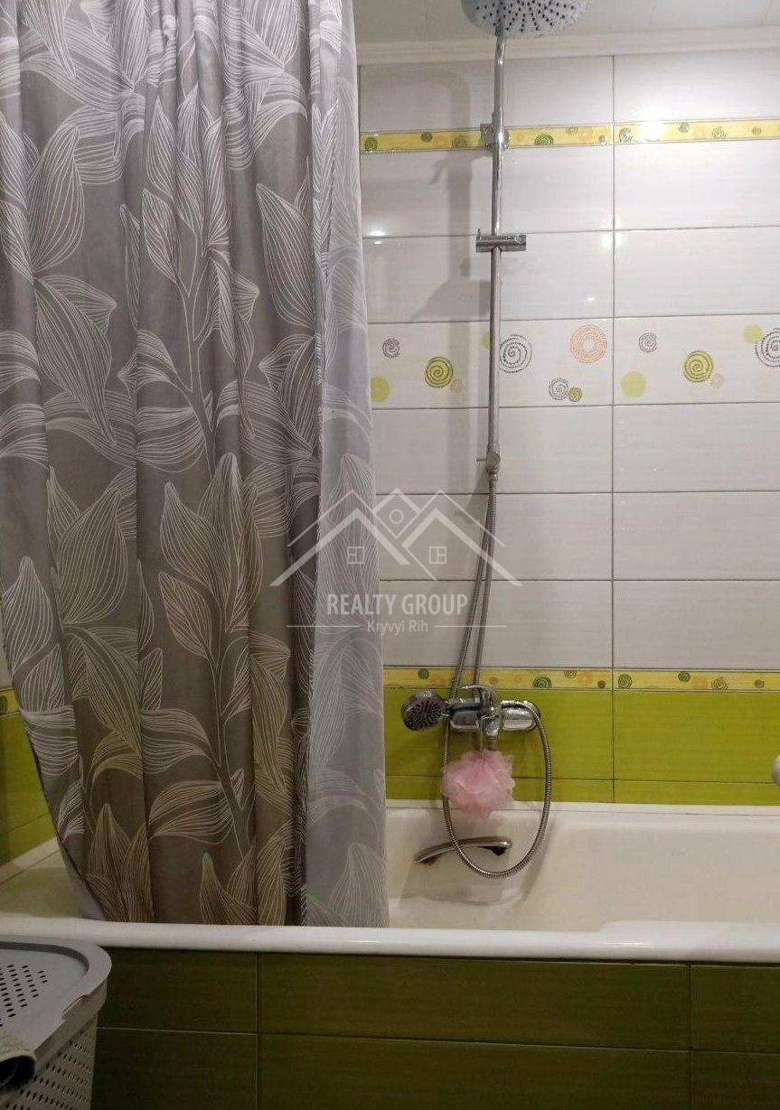 Продаж 3-кімнатної квартири 75.5 м², Січеславська вул., 46
