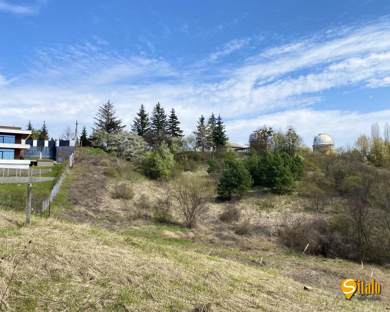 Продаж ділянки під індивідуальне житлове будівництво 10 соток