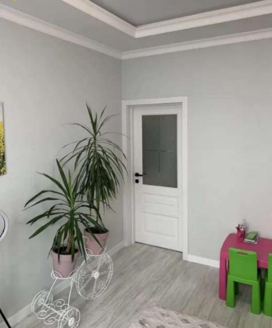 Продаж 2-кімнатної квартири 64 м², Костанді вул.