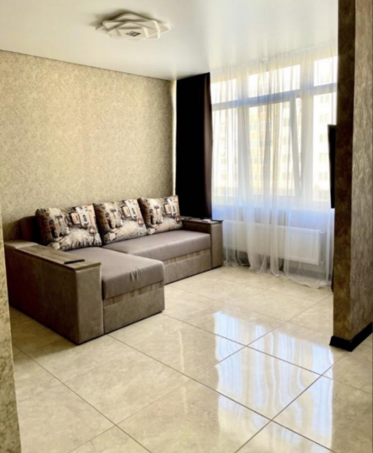 Продажа 2-комнатной квартиры 44 м², Жемчужная ул.