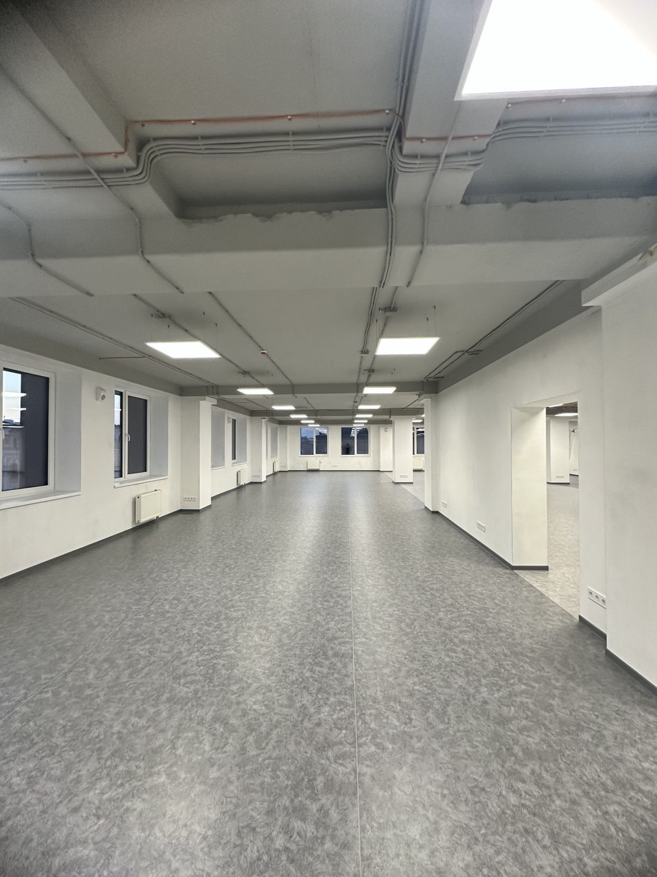 Аренда офиса 2000 м², Почайнинская ул.
