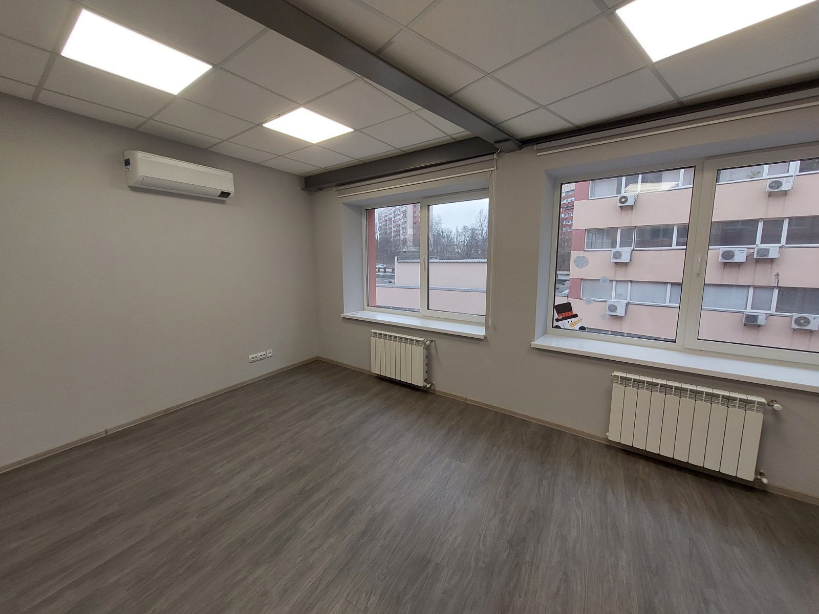 Оренда офісу 172 м², Глибочицька вул.
