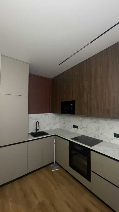 Оренда 3-кімнатної квартири 73 м², Михайла Драгомирова вул., 14а